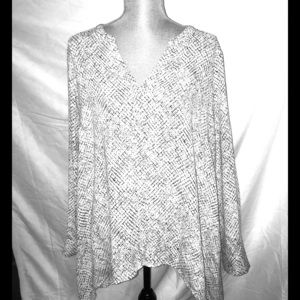 White and black v-neck button down blouse